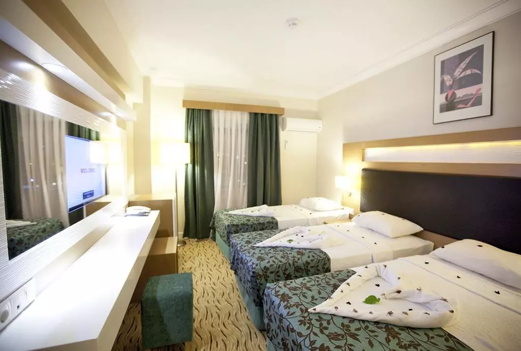 marbel by palm wings_shabavizparvaz_16.jpg